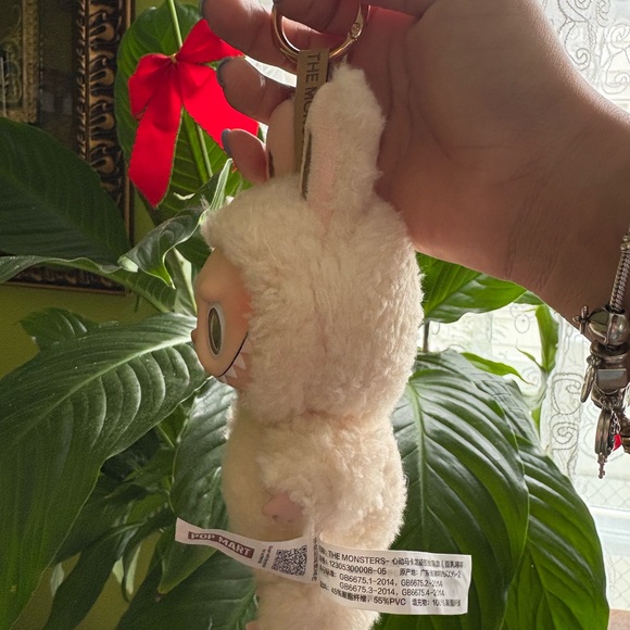 POPMART LABUBU SOY MILK - Picture 4 of 5